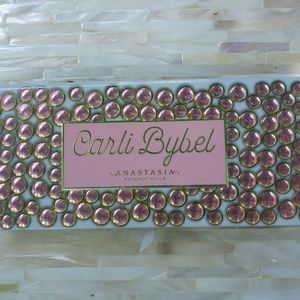Anastasia Beverly Hills Carli Bybel Palette